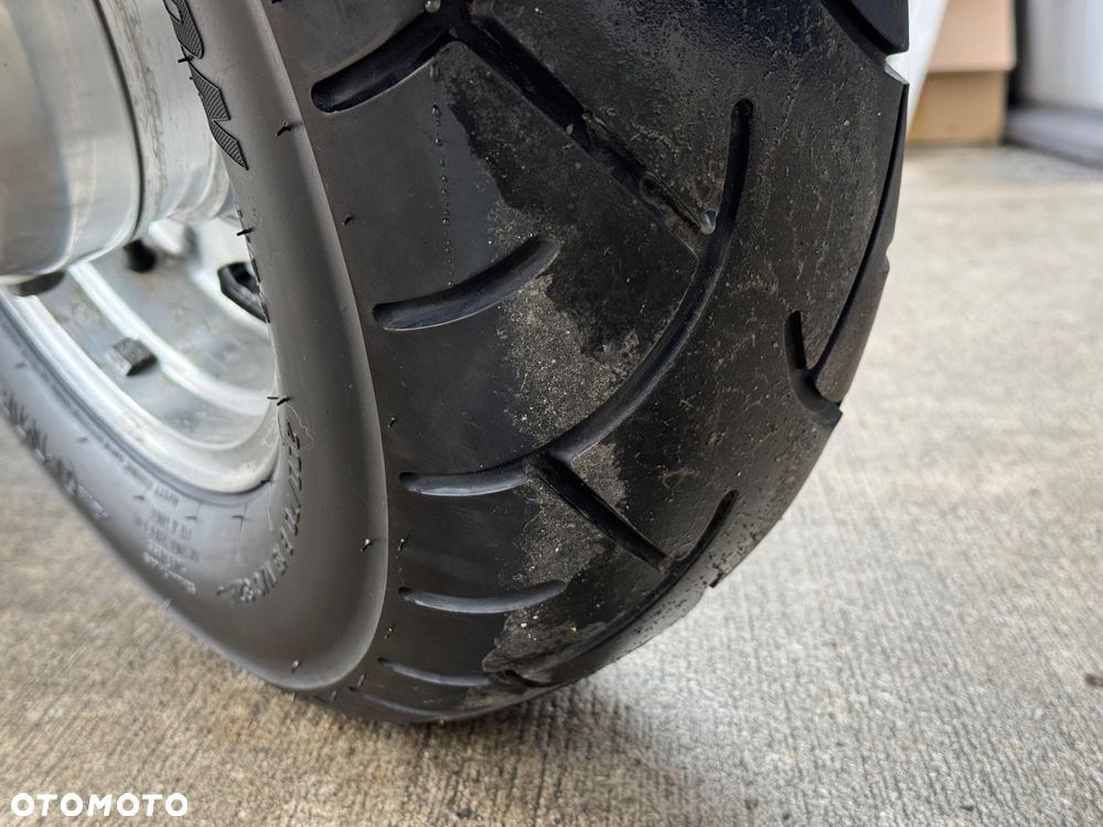 Suzuki Intruder - 35