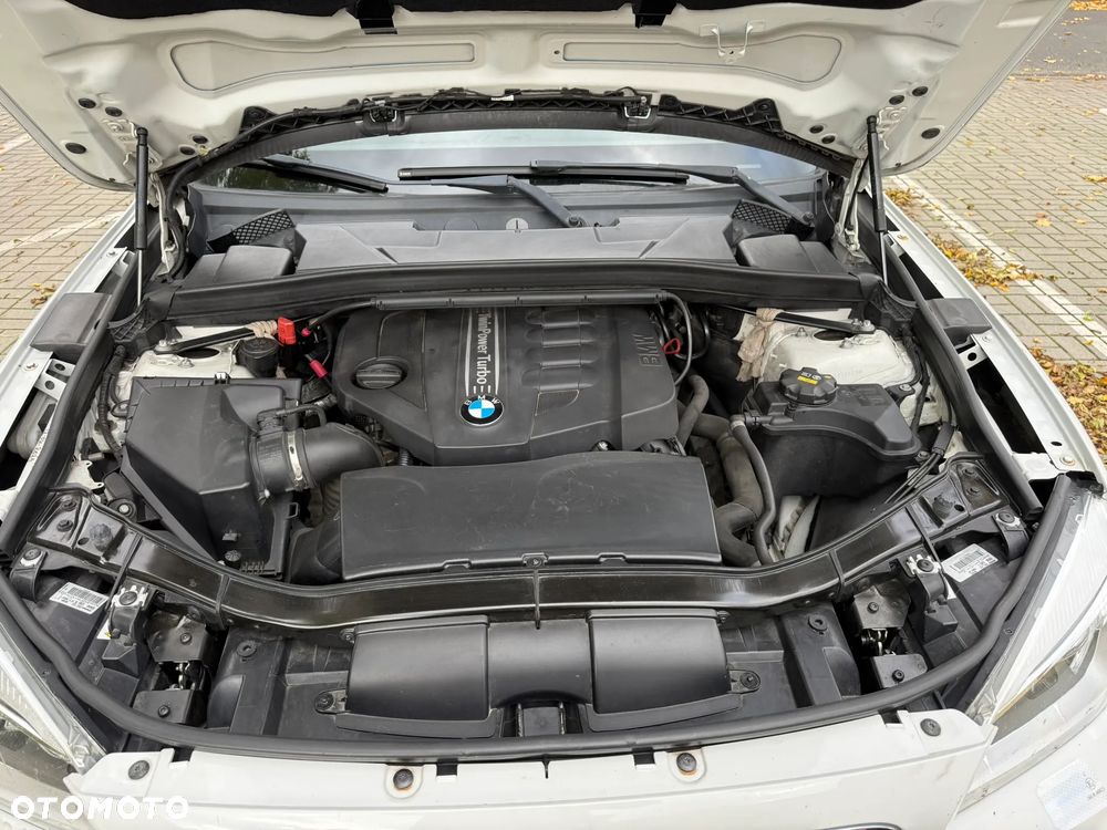 BMW X1 sDrive18d - 13