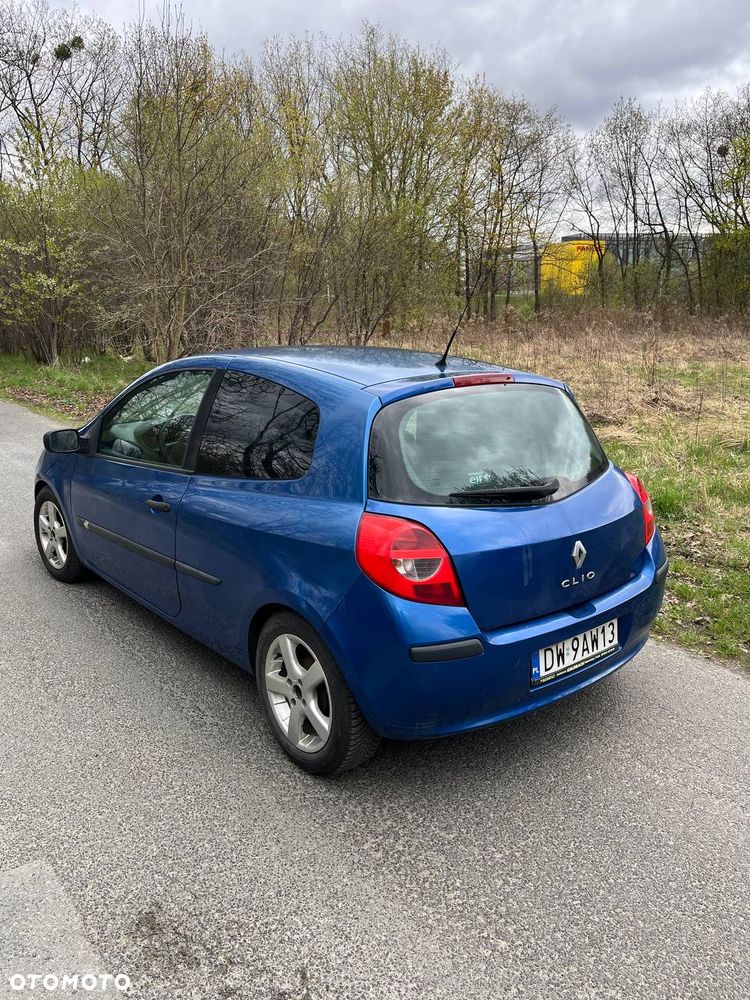 Renault Clio - 3