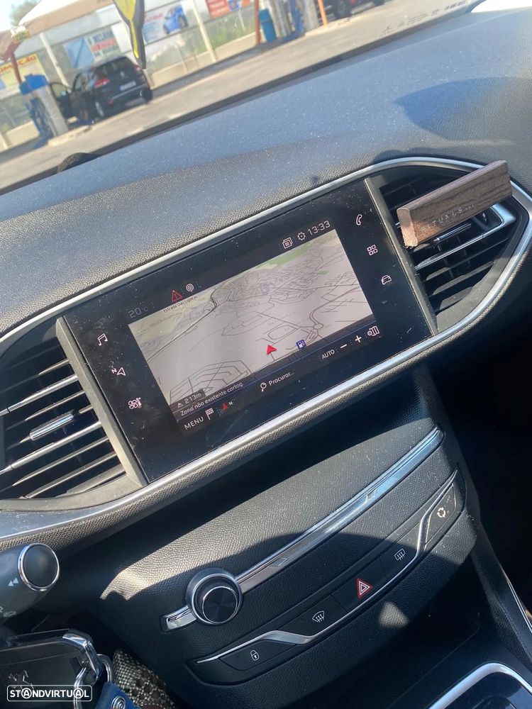 Peugeot 308 SW 1.5 BlueHDi GT Line EAT8 - 4
