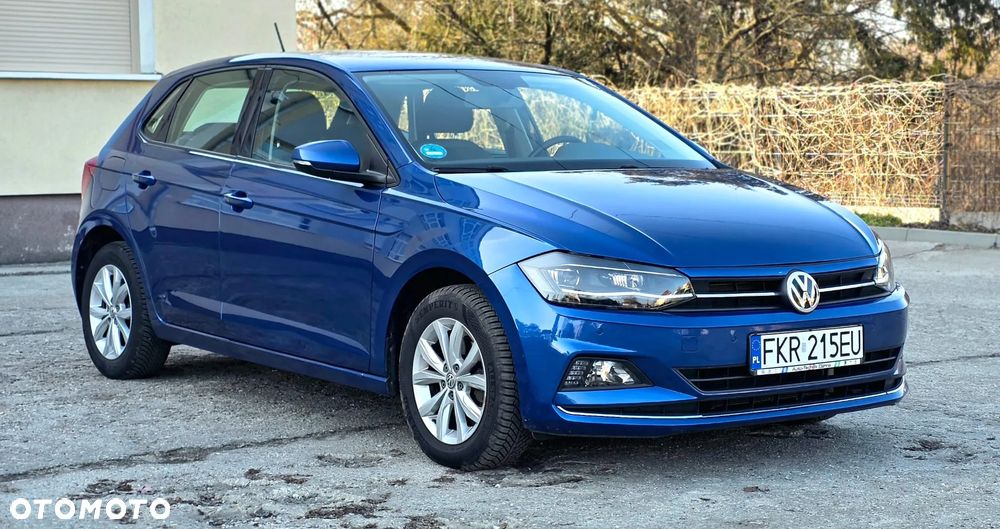 Volkswagen Polo - 1