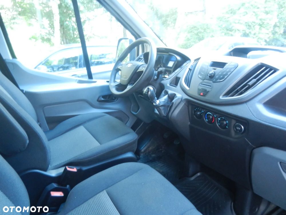 Ford Transit - 15