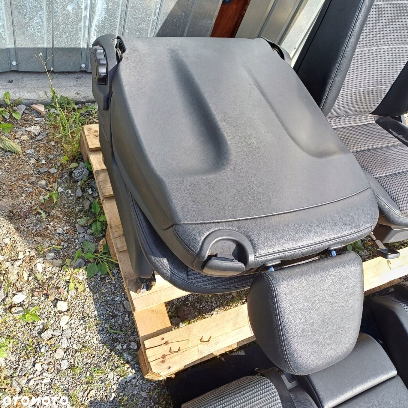 MERCEDES B-KLASA W245 FOTELE KANAPA PÓŁSKÓRA KOMPLET - 13