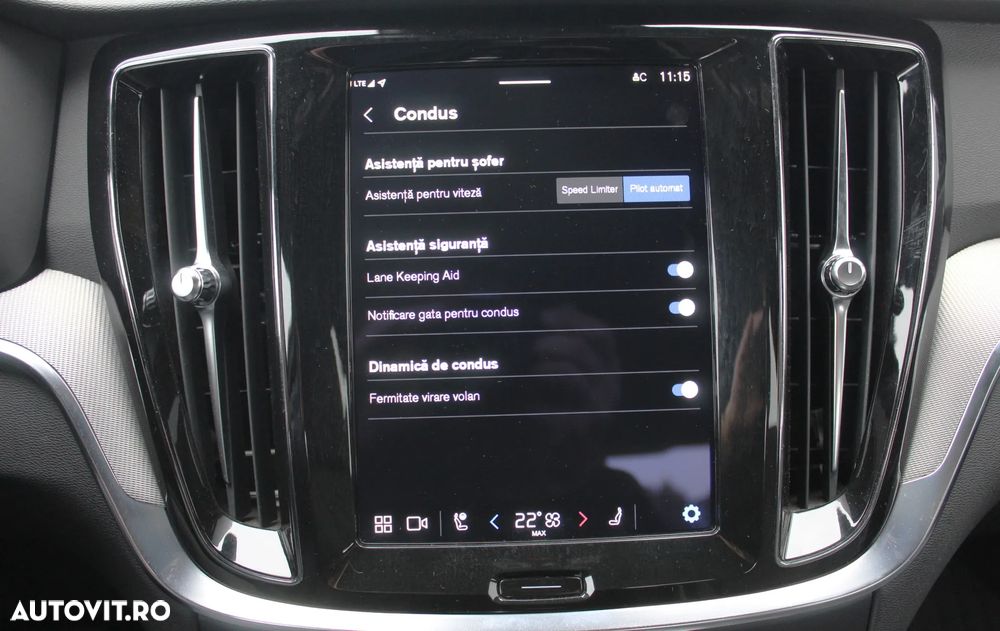 Volvo S60 B4 B DKG Plus Dark - 24