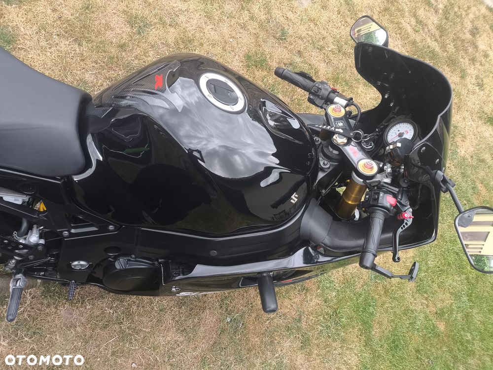 Suzuki GSX-R - 15