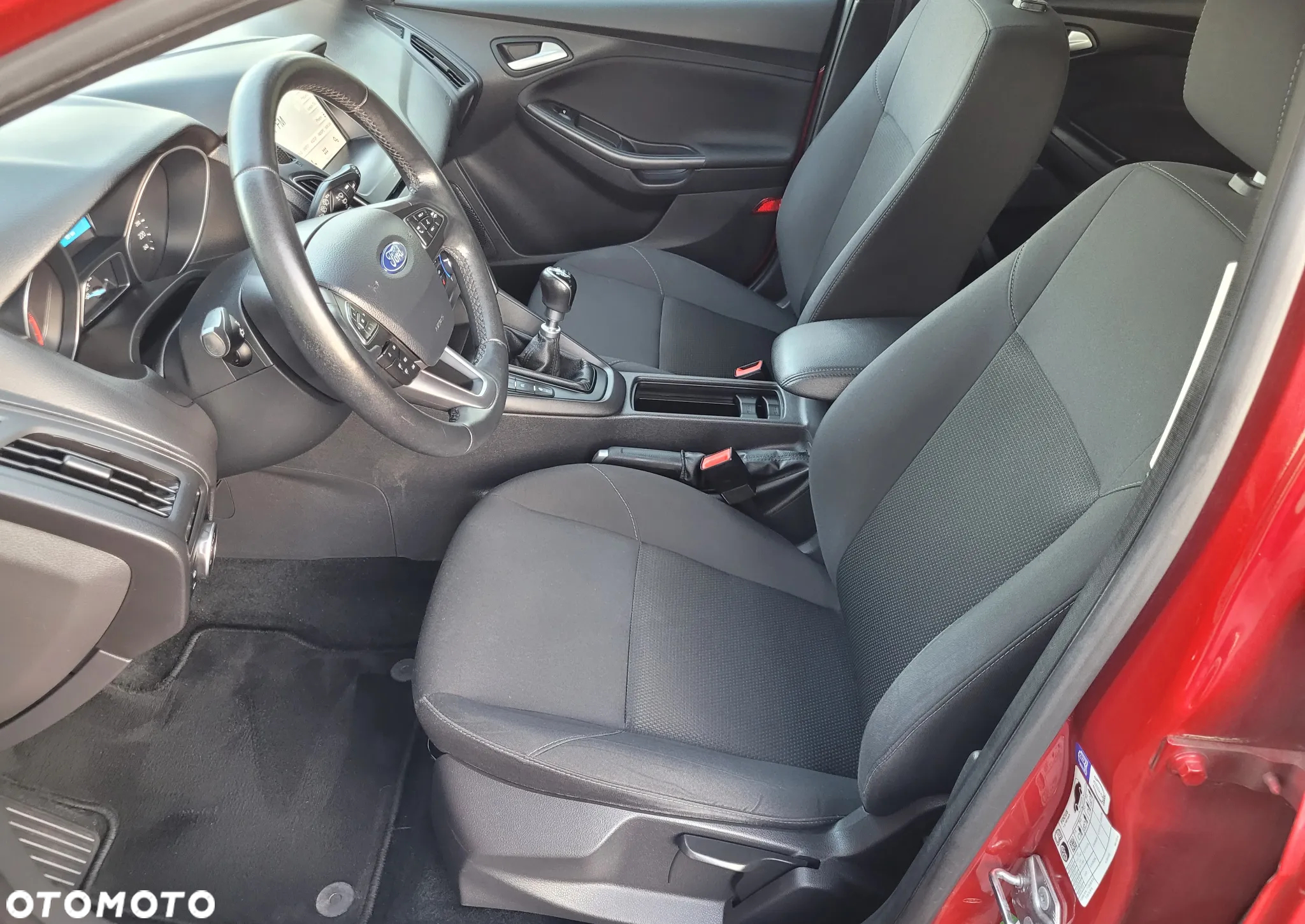 Ford Focus - 14