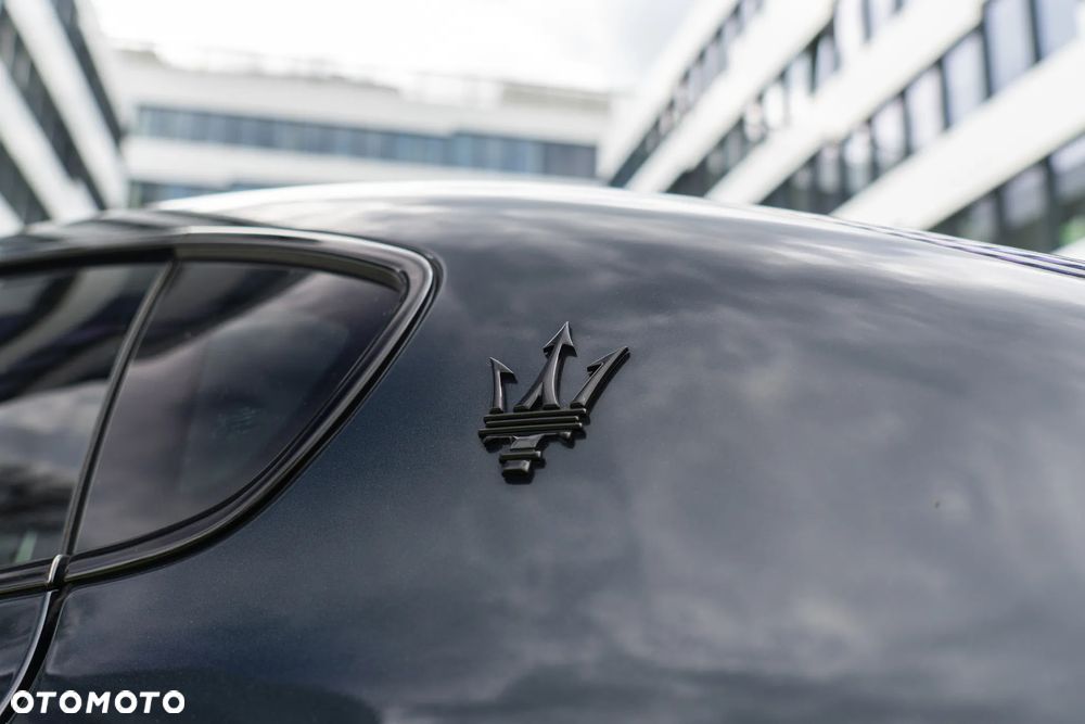 Maserati Quattroporte Modena Q4 - 14