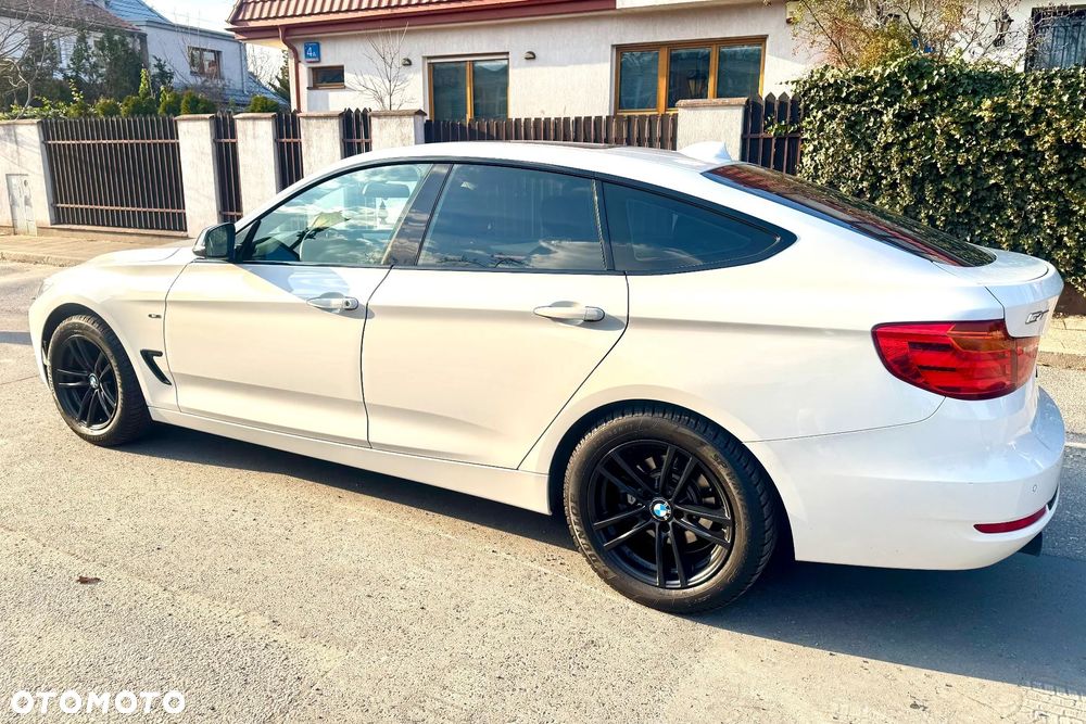 BMW Seria 3 320i Sport Line - 19