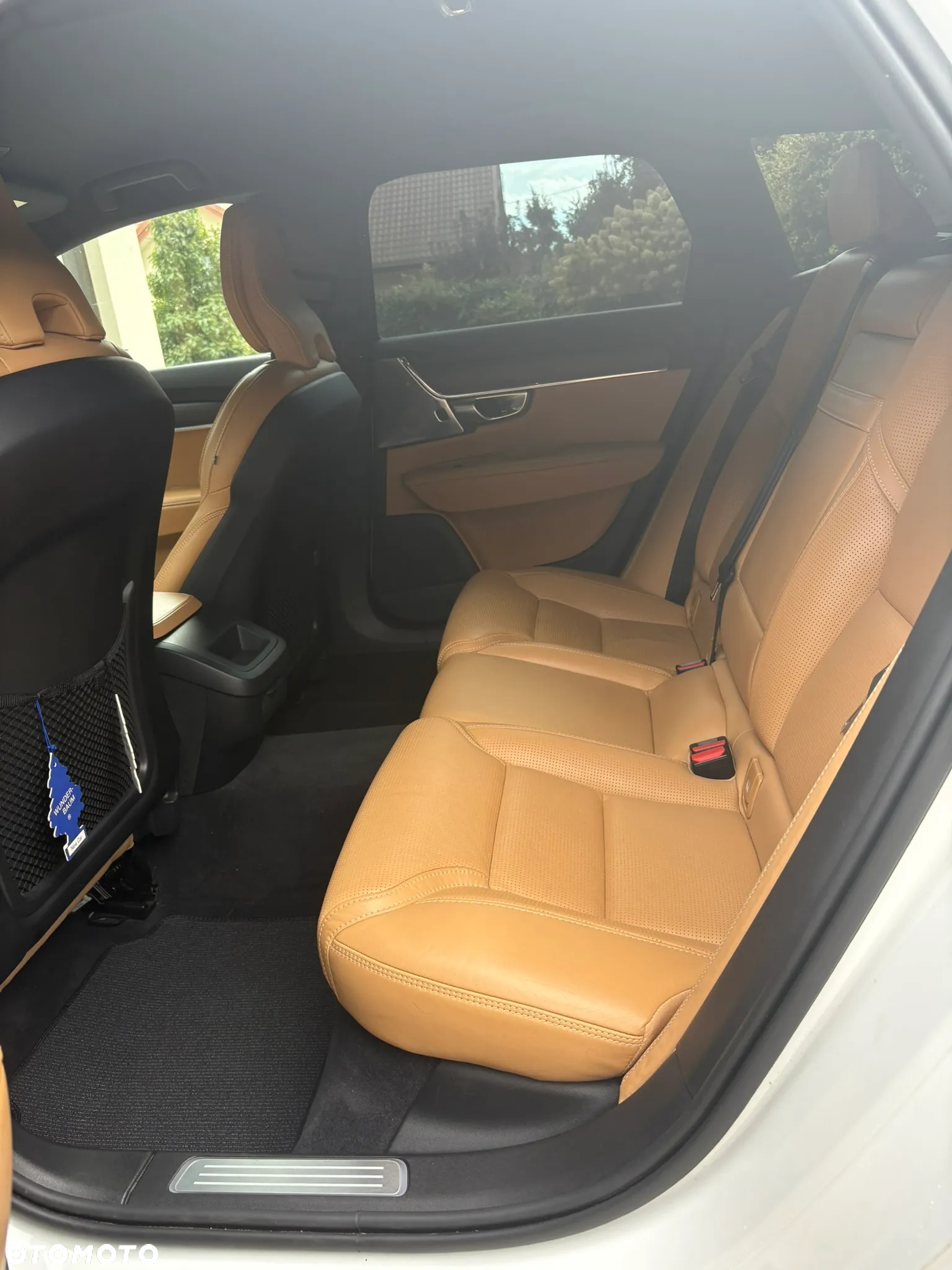 Volvo V90 D5 SCR AWD Momentum Pro - 7
