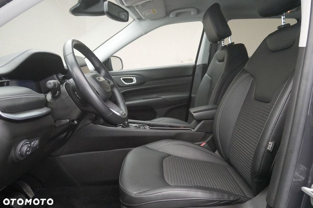 Jeep Compass - 12