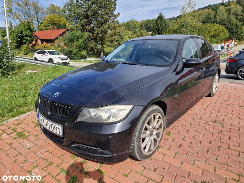 BMW Seria 3 318i - 1