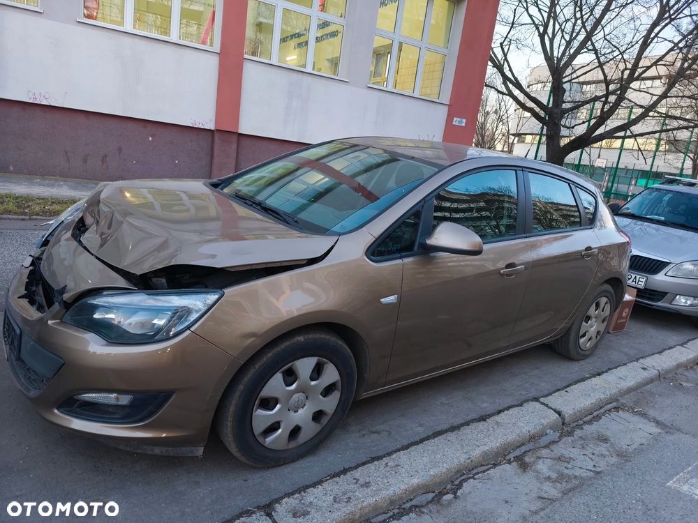 Opel Astra - 1