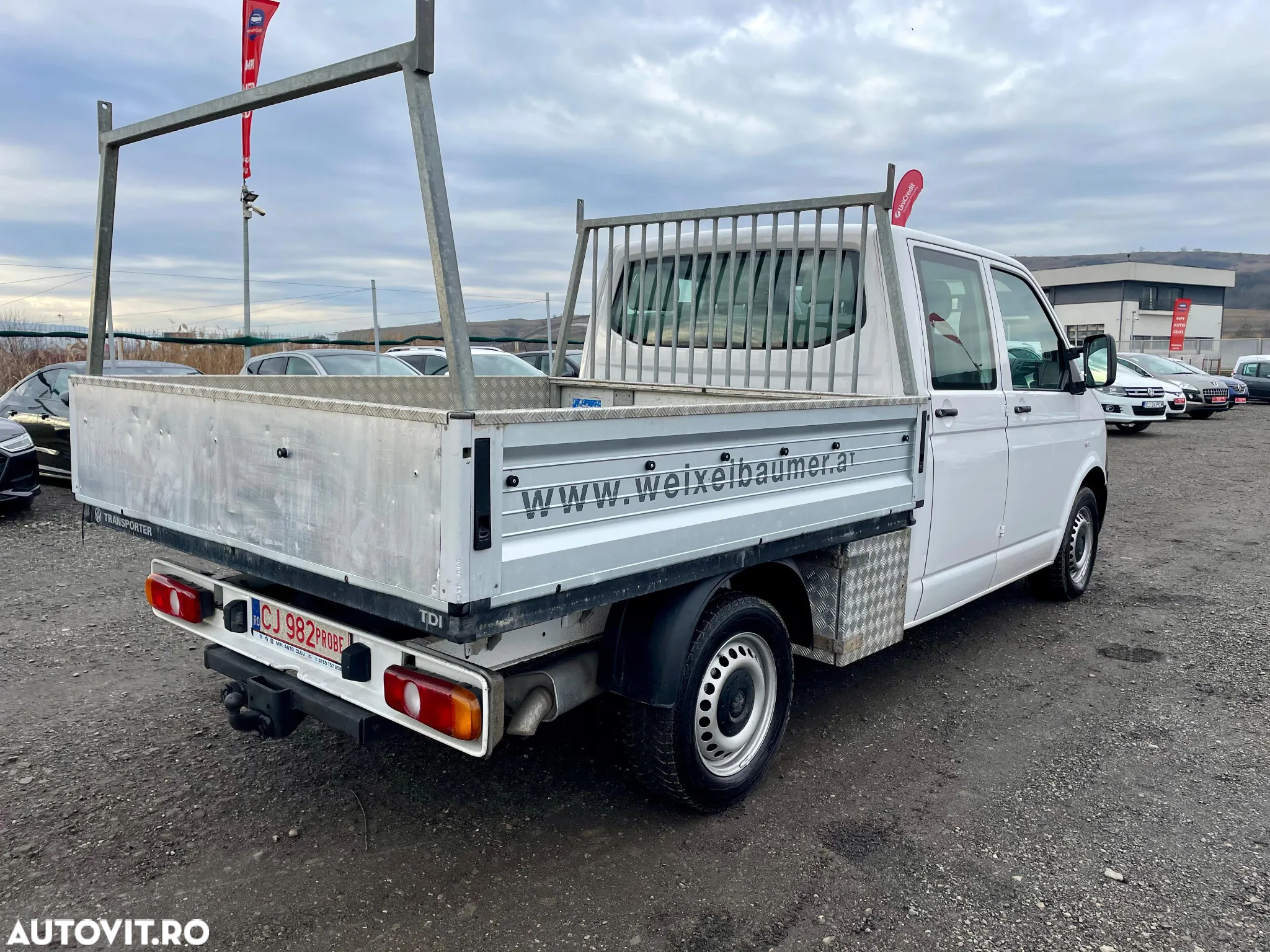 Volkswagen Transporter - 5