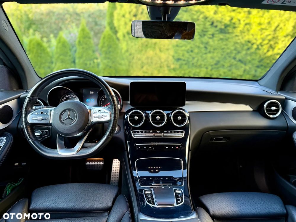 Mercedes-Benz GLC Coupe 350 e 4-Matic - 9