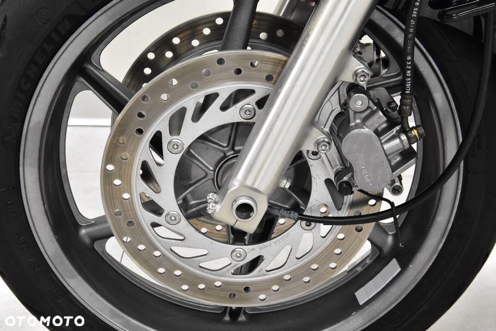Honda CB - 33
