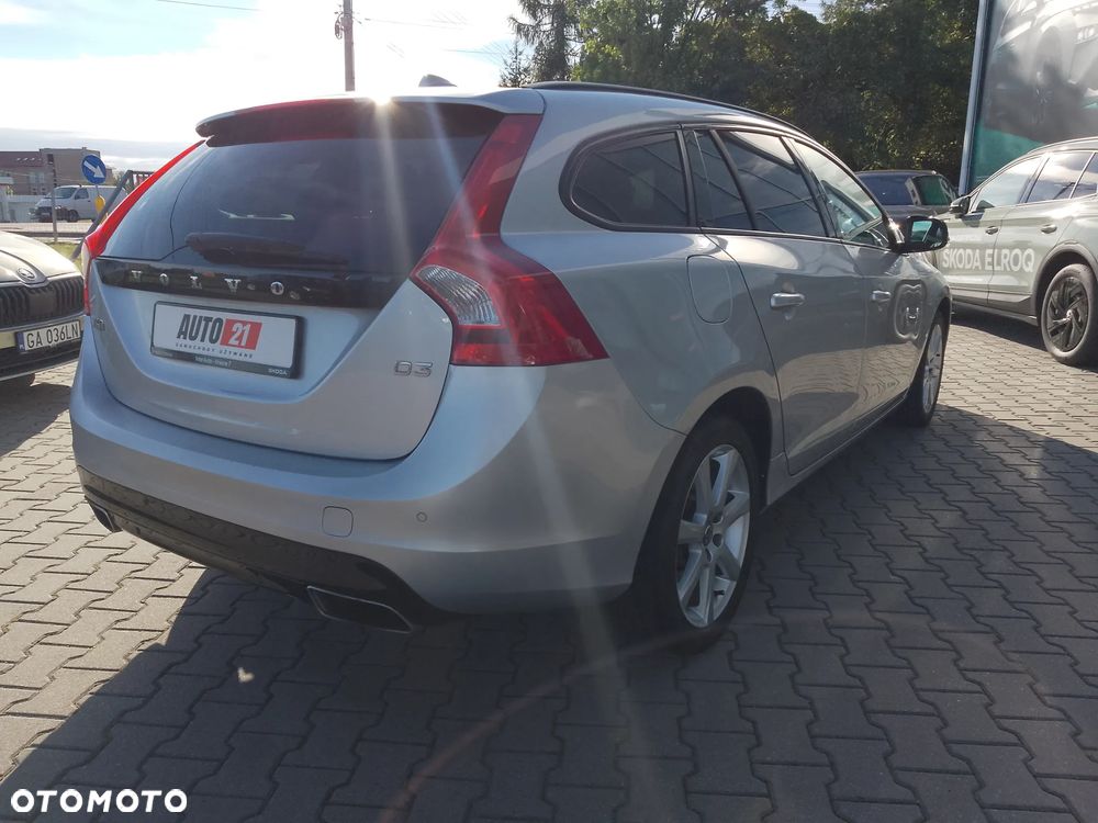 Volvo V60 D3 Geartronic Kinetic - 6