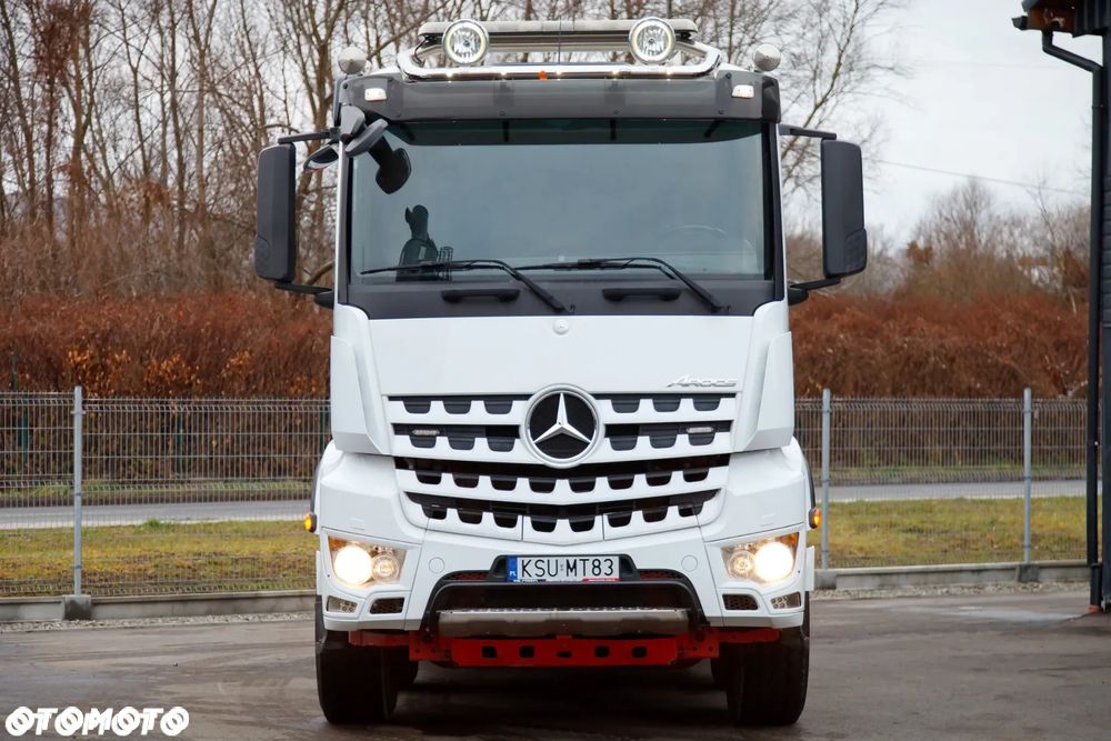 Mercedes-Benz Arocs 3253 8x4 - 4