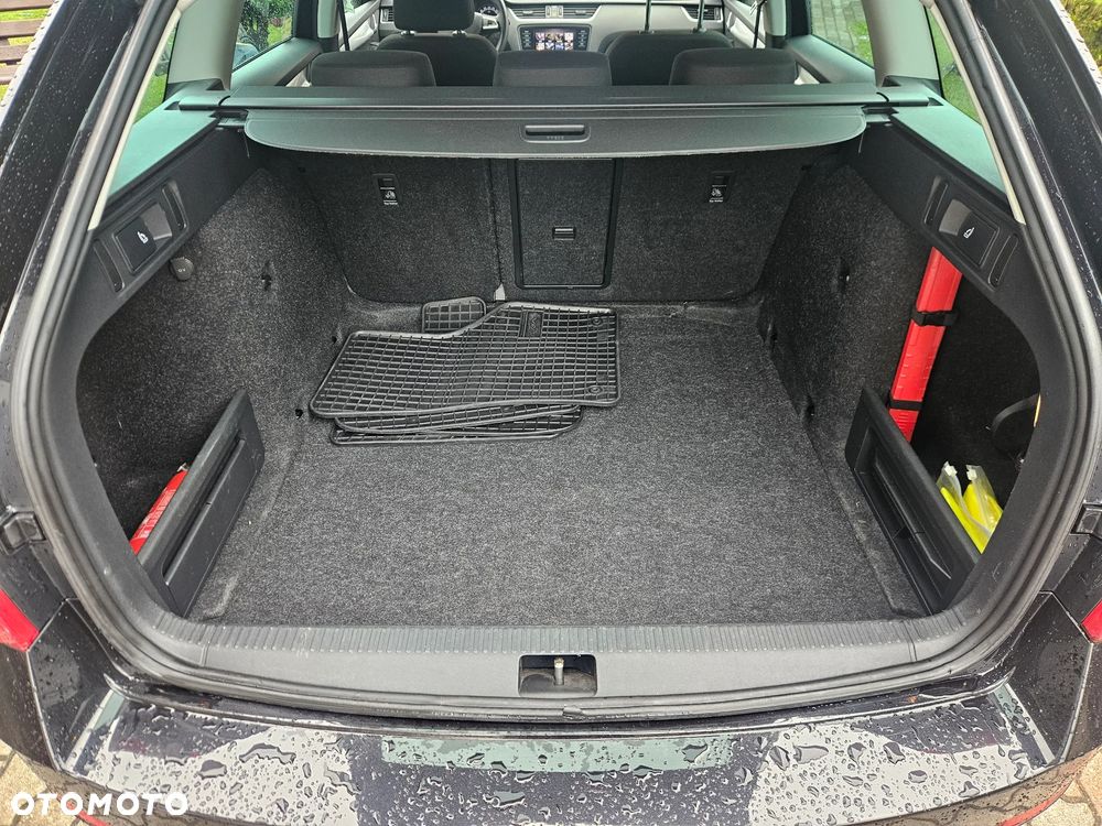 Skoda Octavia 2.0 TDI Ambition DSG - 16