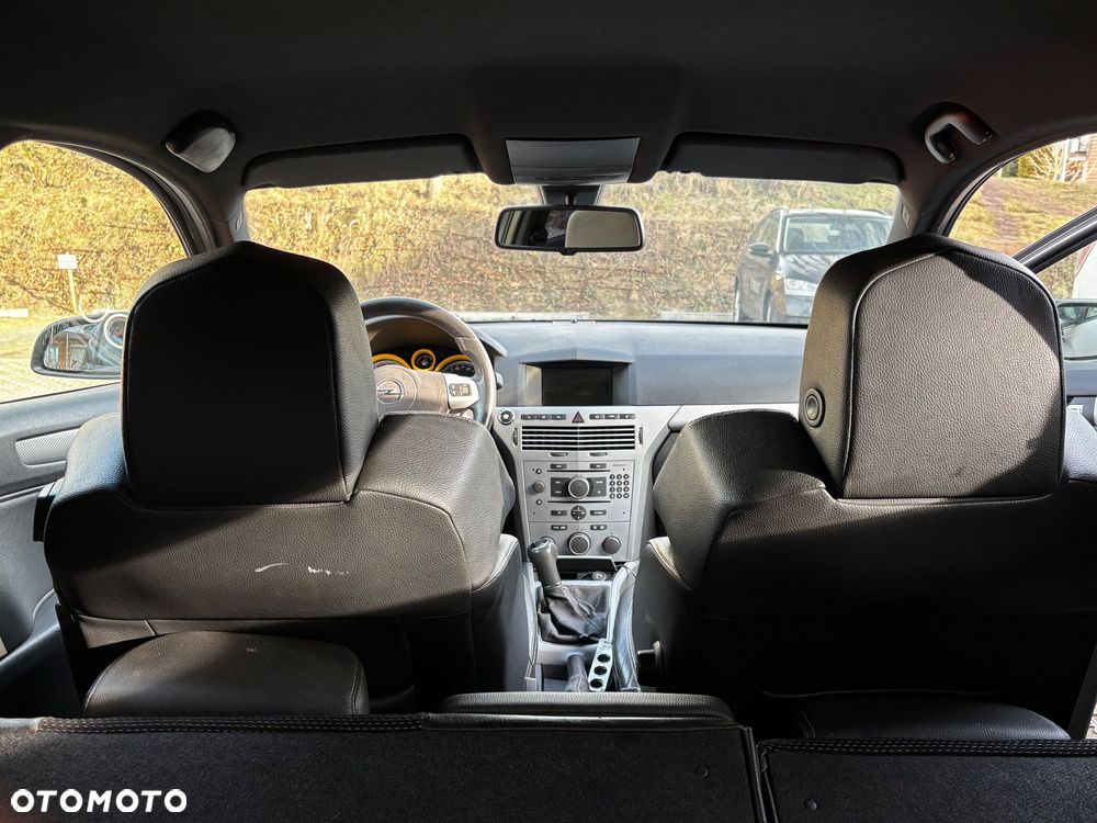 Opel Astra 2.0 T OPC - 15