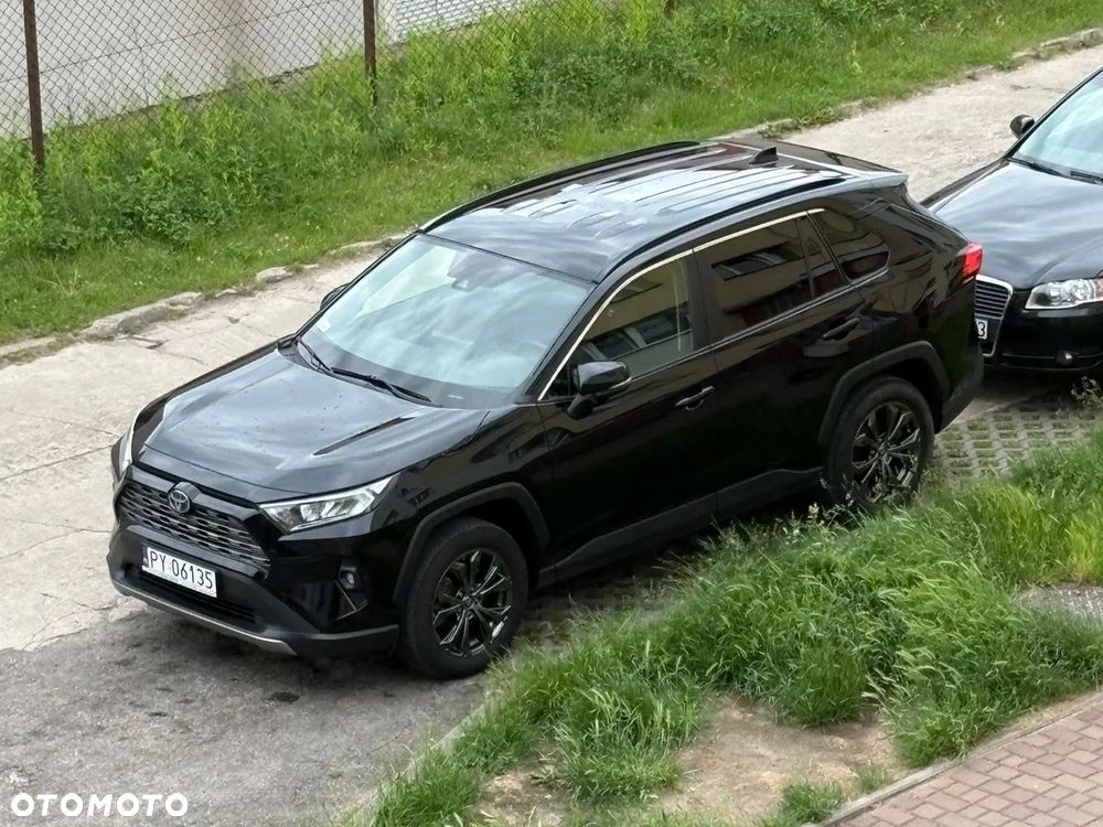 Toyota RAV4 - 8