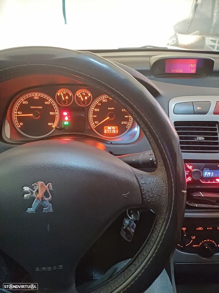 Peugeot 307 2.0 HDi XS - 12