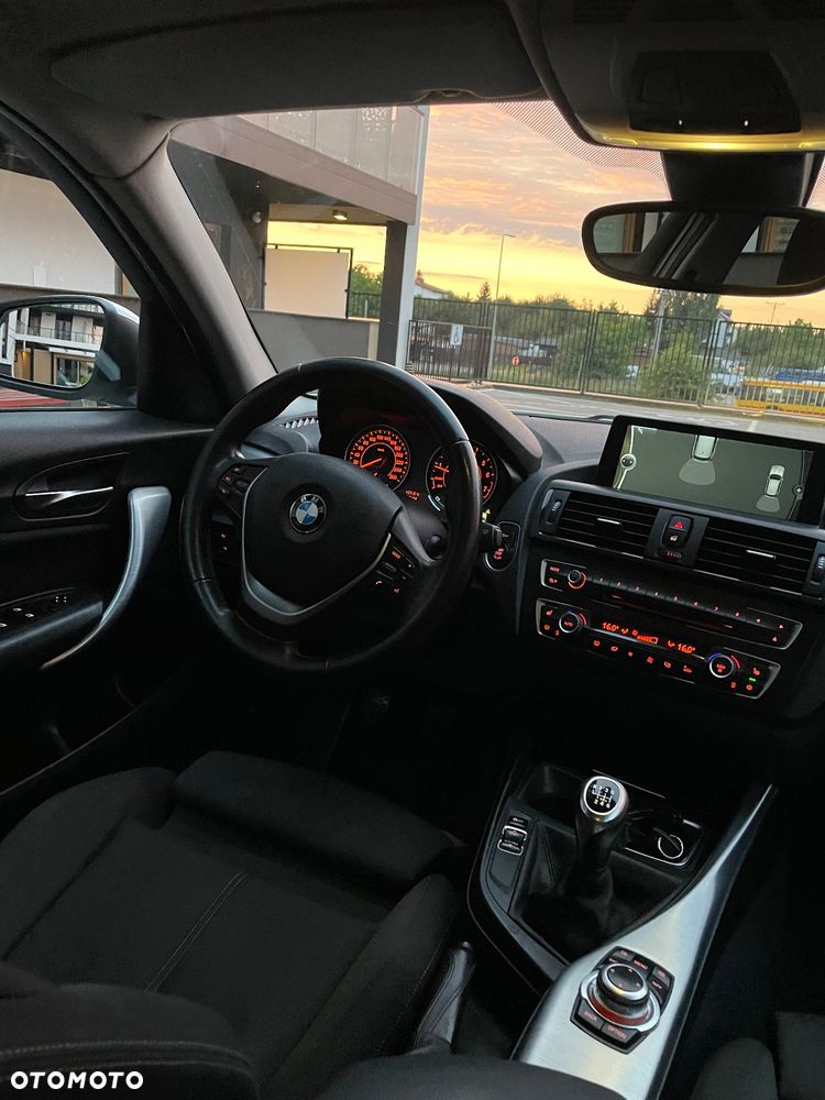 BMW Seria 1 118i Sport Line - 16