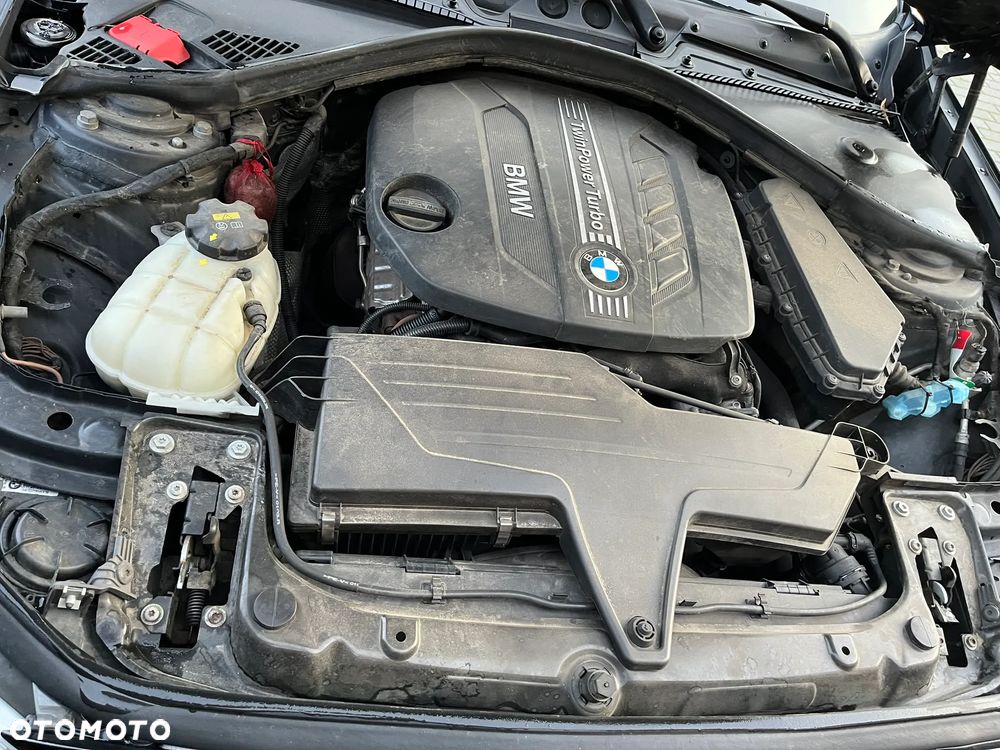 BMW Seria 1 120d - 24