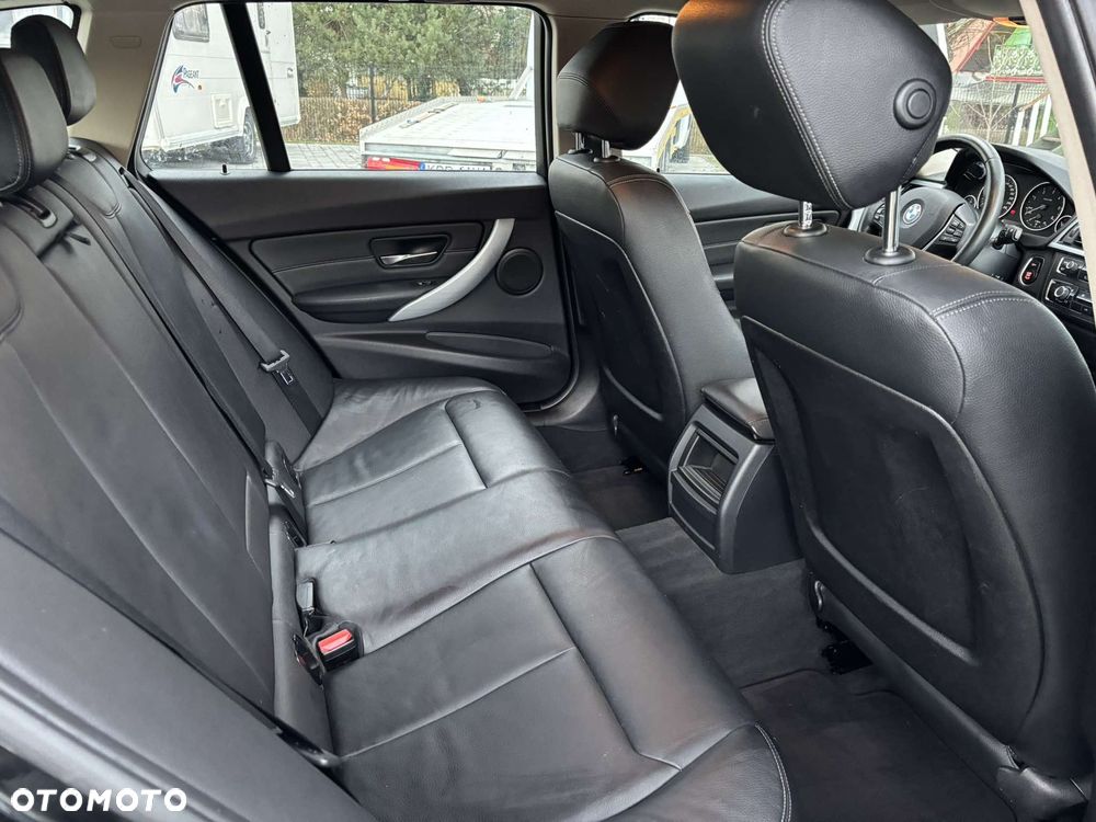 BMW Seria 3 318d DPF Edition Exclusive - 7