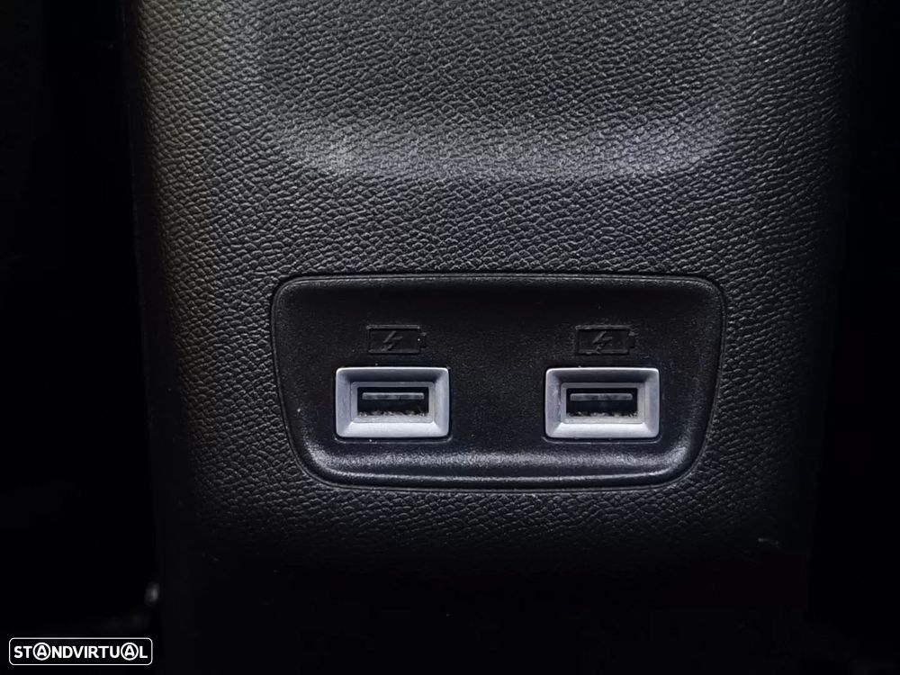 Peugeot e-2008 50 kWh Allure Pack - 36