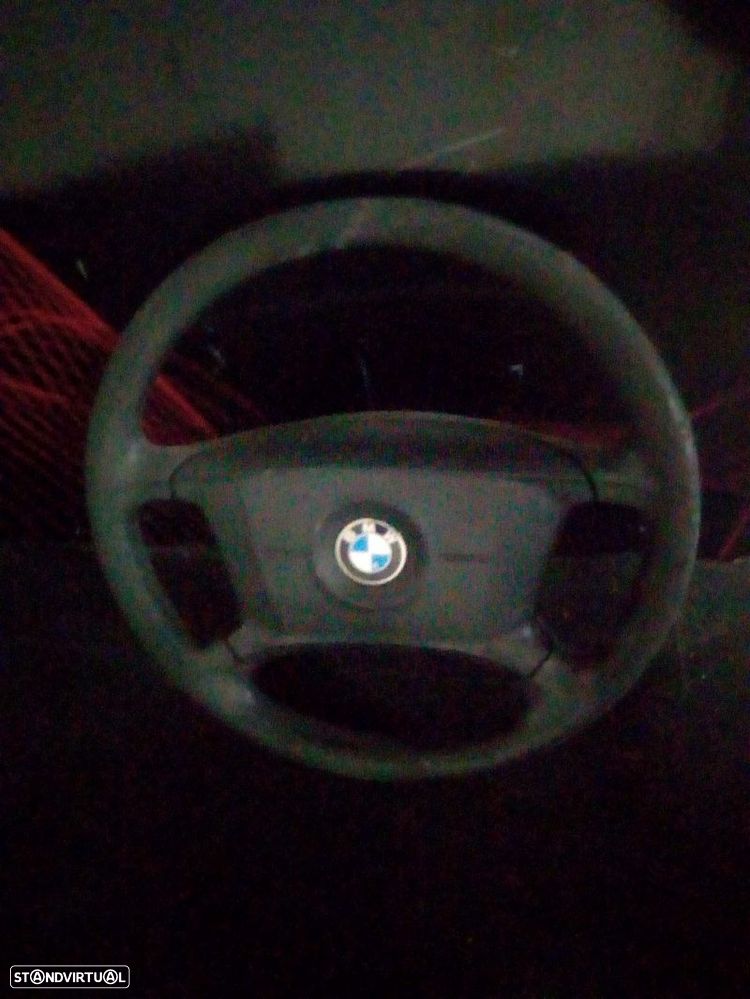 Volante Bmw 3 (E46) - 1