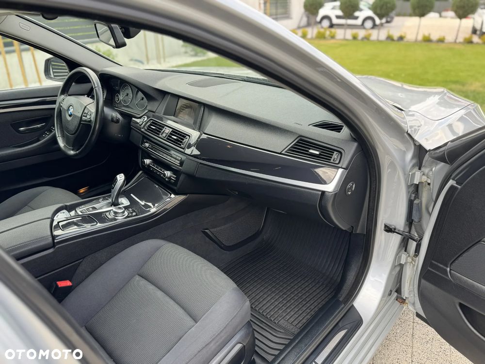 BMW Seria 5 520d - 18