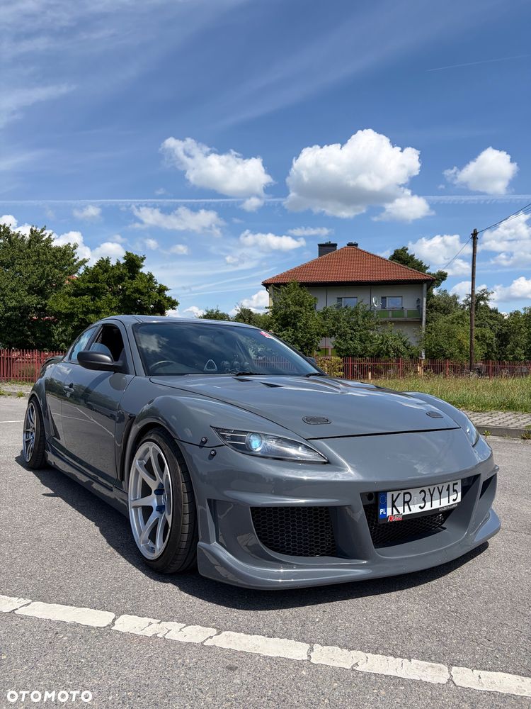 Mazda RX-8 Revolution - 1