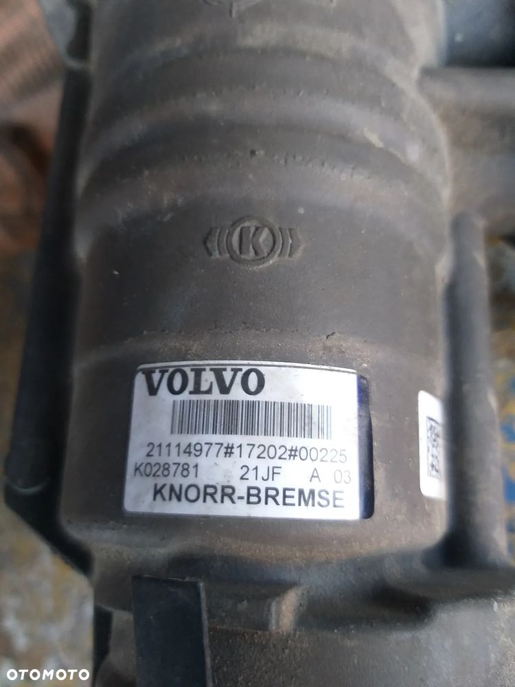 zawór hamulcowy knorr-bremse volvo fh4 21114977 - 2