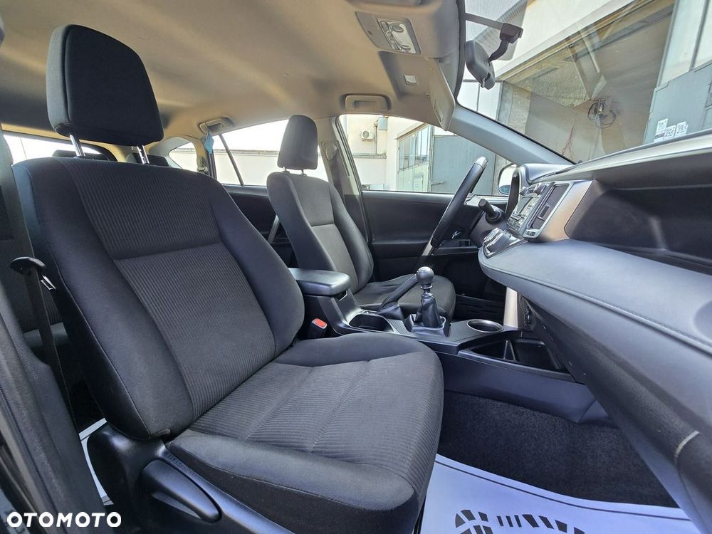 Toyota RAV4 2.0 D-4D 4x4 Comfort - 6
