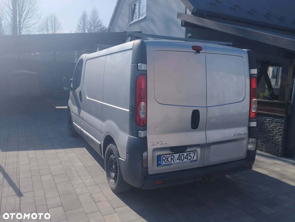 Opel vivaro - 2