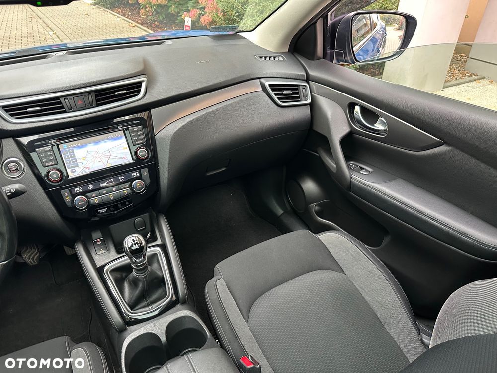 Nissan Qashqai 1.5 dCi N-Connecta - 9
