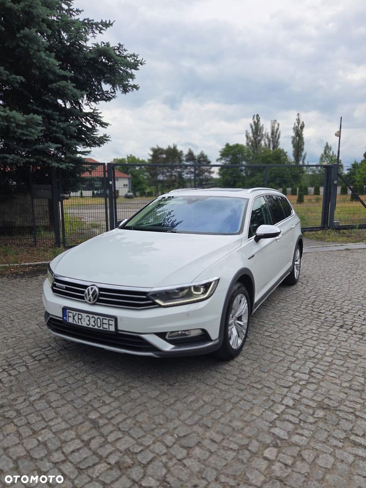 Volkswagen Passat 2.0 TDI SCR 4Mot DSG Comfortline - 7