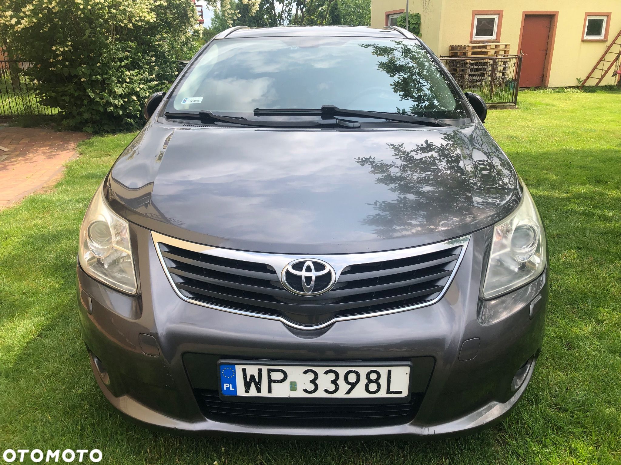 Toyota Avensis 2.0 D-4D Sol+NAVI - 1