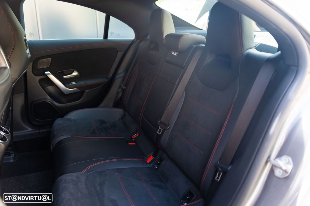 Mercedes-Benz CLA 250 e AMG Line - 31
