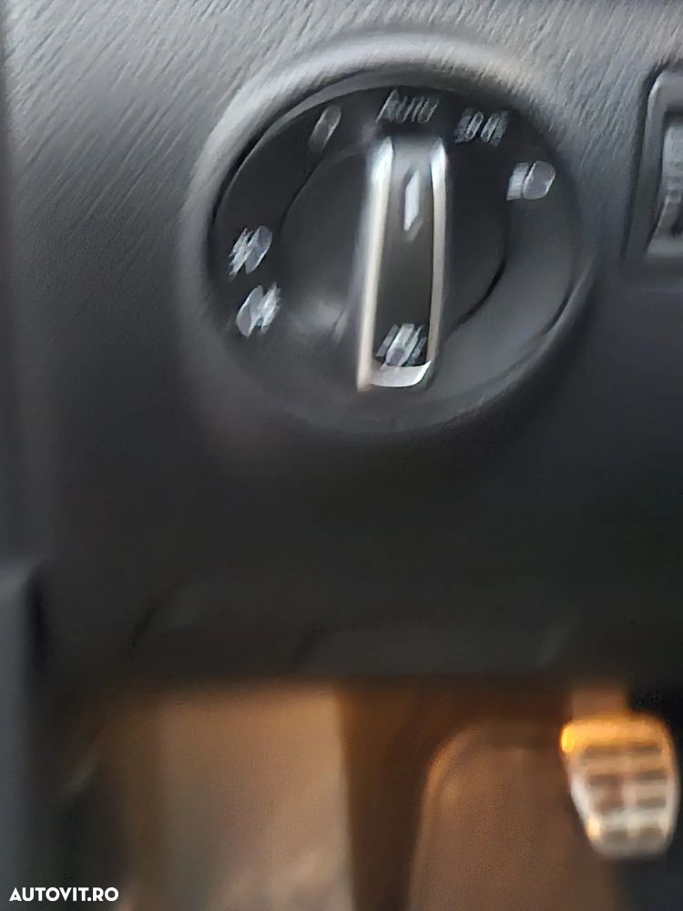 Volkswagen Golf Plus 2.0 TDI DPF Style - 15