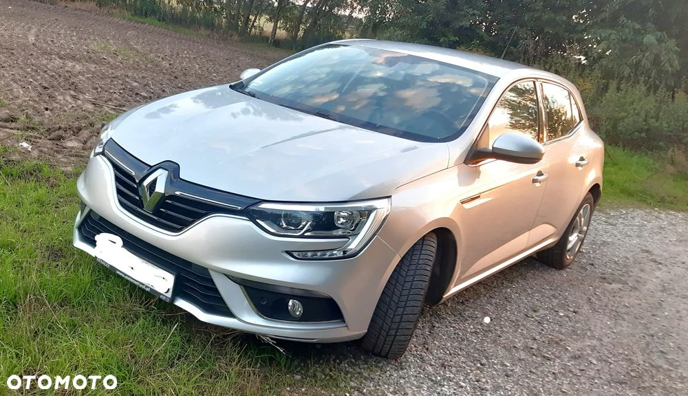 Renault Megane 1.6 SCe Zen - 12