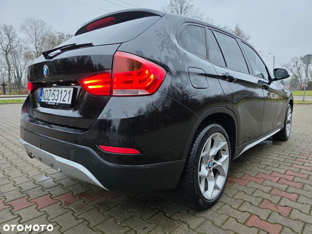 BMW X1 sDrive16d xLine - 11