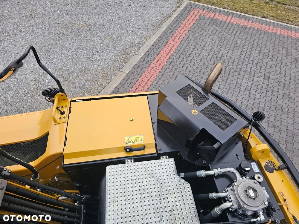 Caterpillar M 315 F - 17