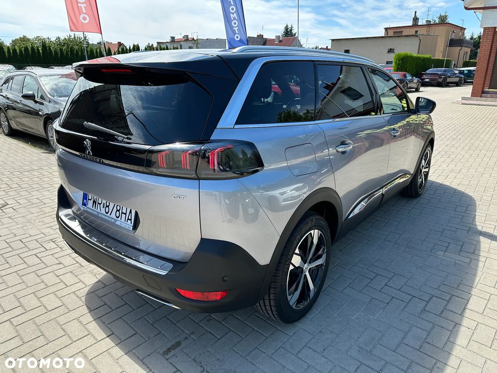 Peugeot 5008 - 3