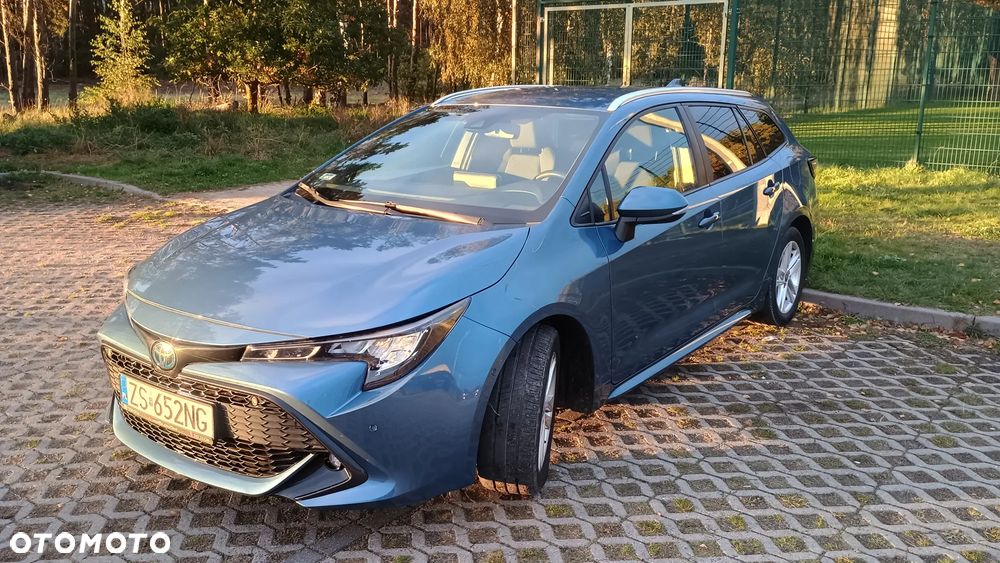 Toyota Corolla 2.0 Hybrid Comfort - 2