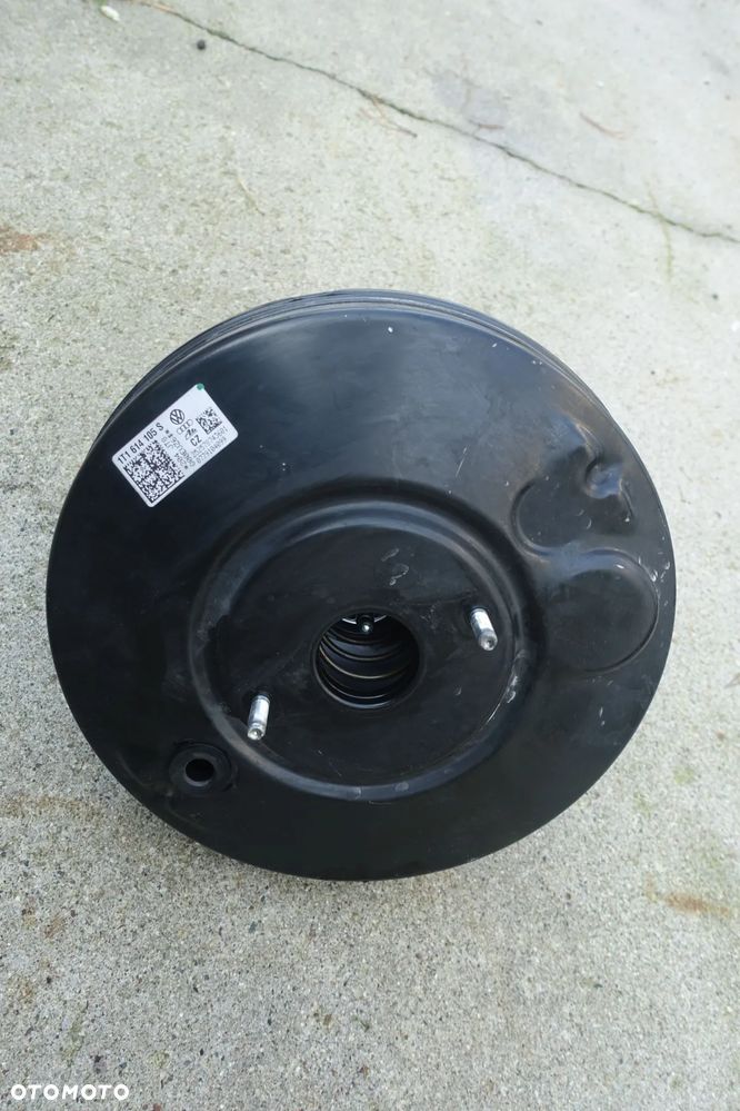 SERWO HAMULCOWE TOURAN CADDY 2.0 TDI 1T1614105S - 2
