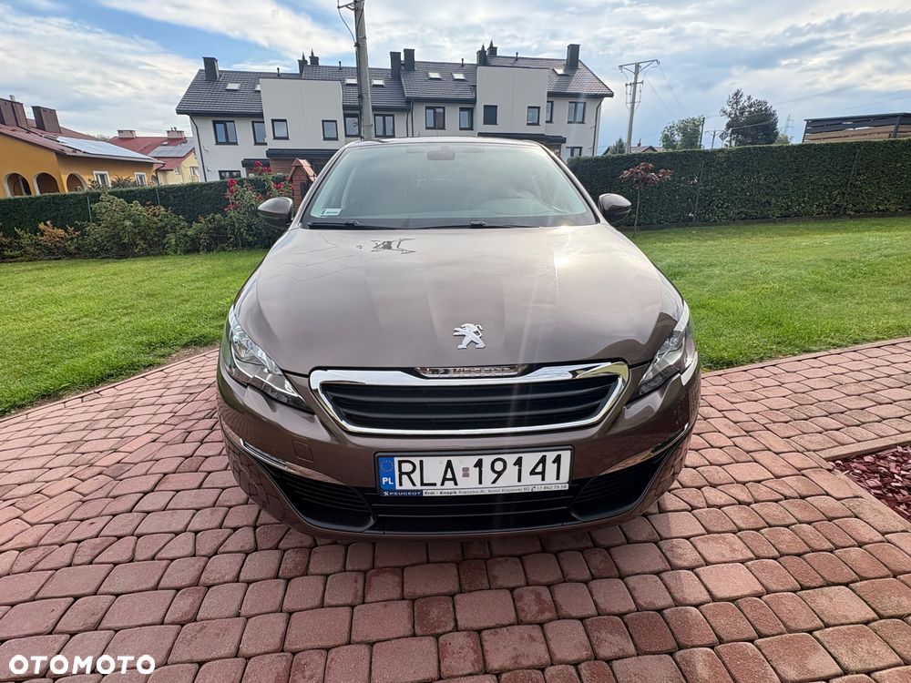 Peugeot 308 1.2 PureTech Allure S&S - 12