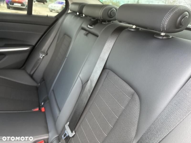 BMW Seria 3 320i Sport Line - 19