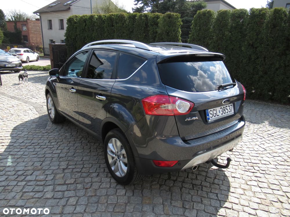 Ford Kuga 2.0 TDCi 2x4 Titanium - 3