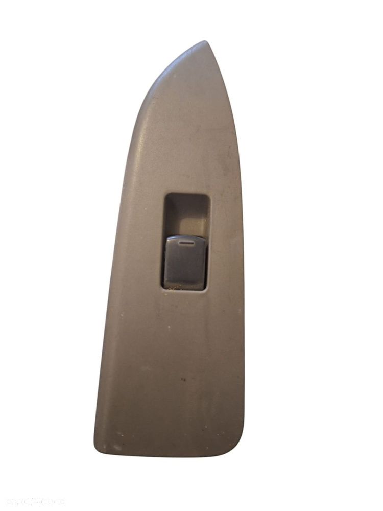 Przełącznik szyby prawy Maxity Cabstar 07-23r - 1